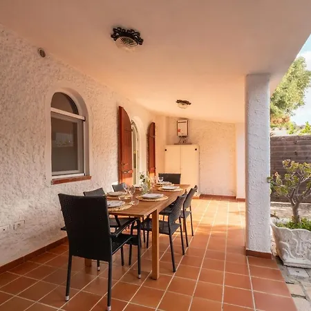 Villa Marcella - Spiagge 5 Min & Ampio Giardino *